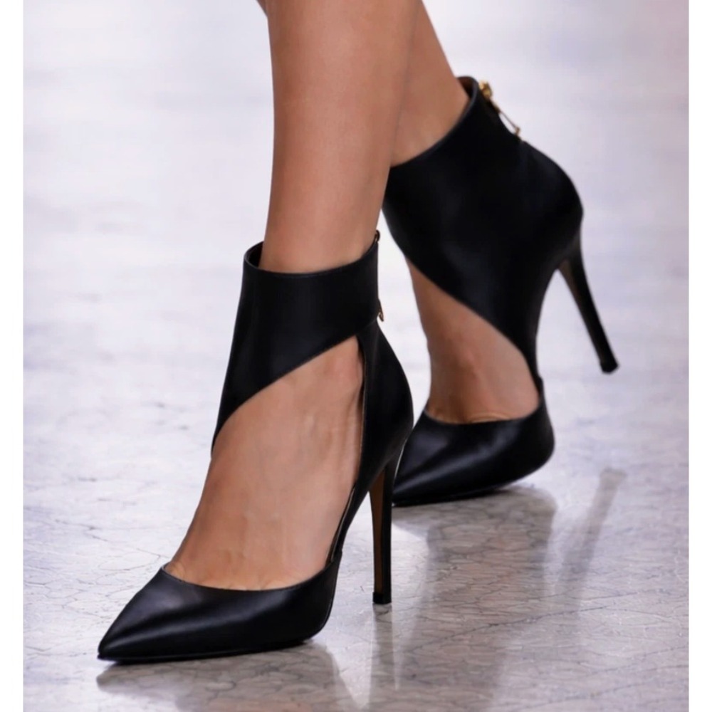 Tamara Mellon Belle D'Orsay Heels in Black sz 38 (US 7.5)